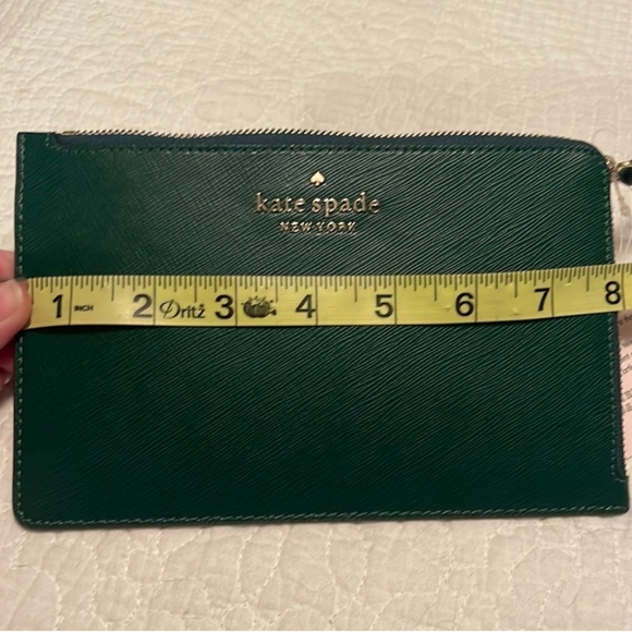 Emerald Green Kate Spade Wristlet - Picture 8 of 9